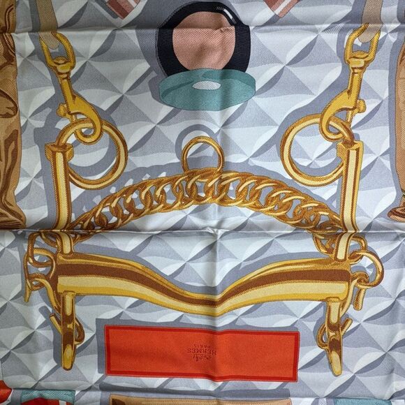 NWT Hermes Beaute Composee Silk Scarf - Picture 4 of 4